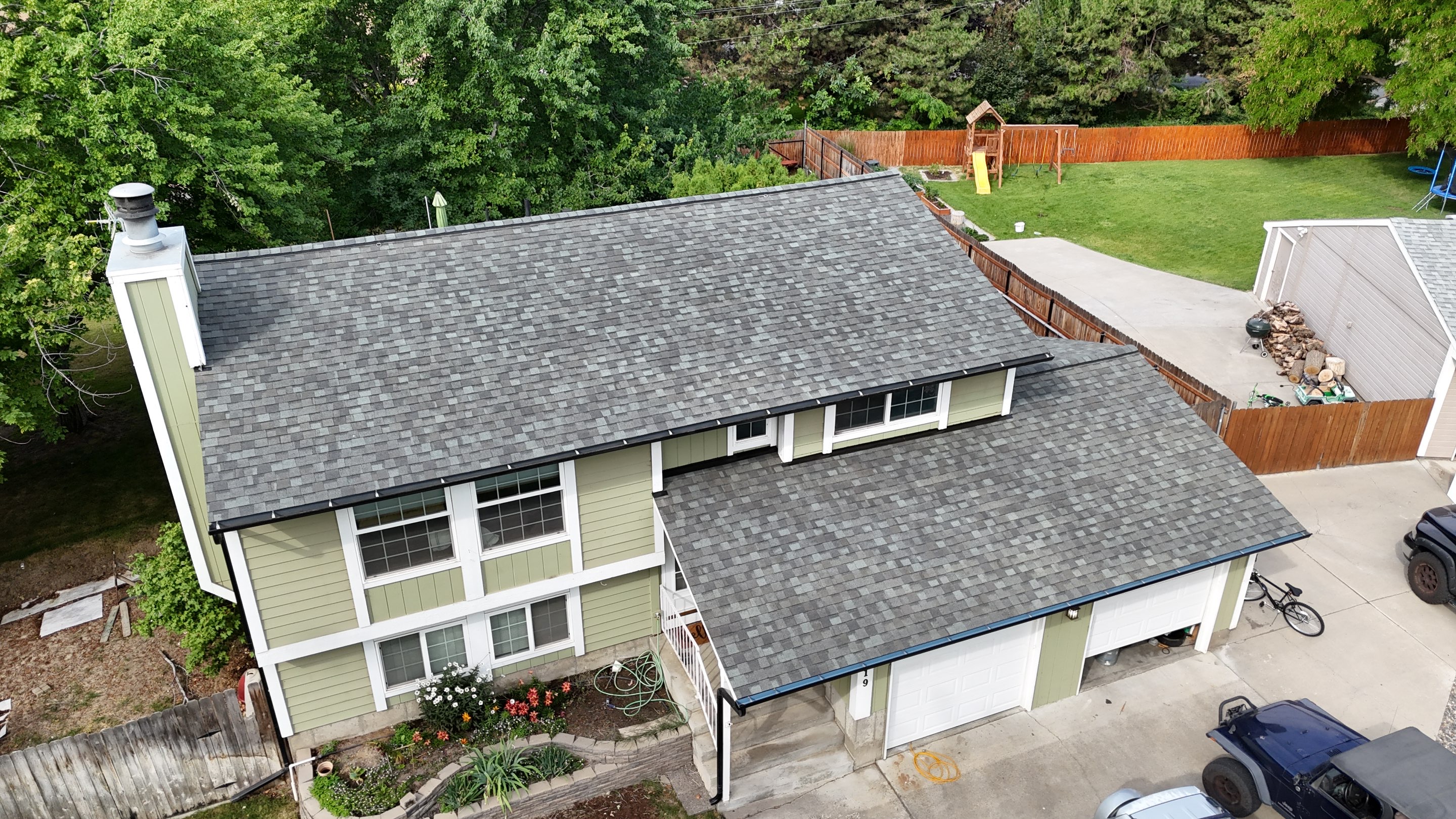 West 13th Avenue Kennewick Washington by Alpine Roofing
