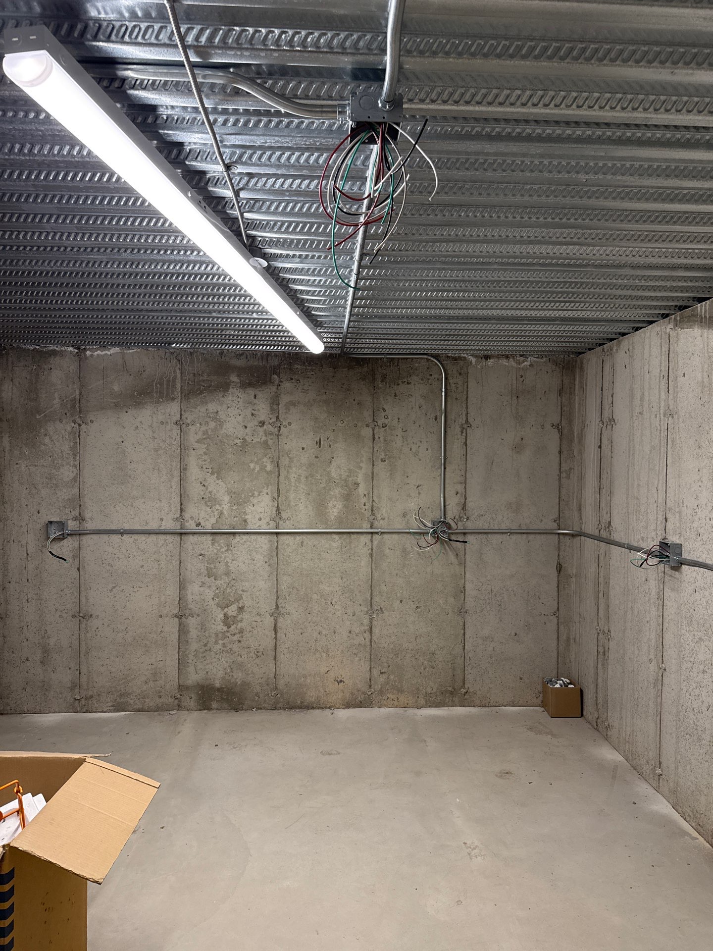 Receptacle add in cold storage.