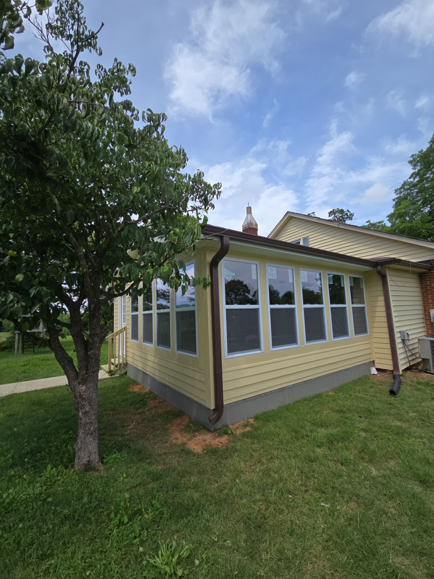 Awesome 3-Season Room Addition!