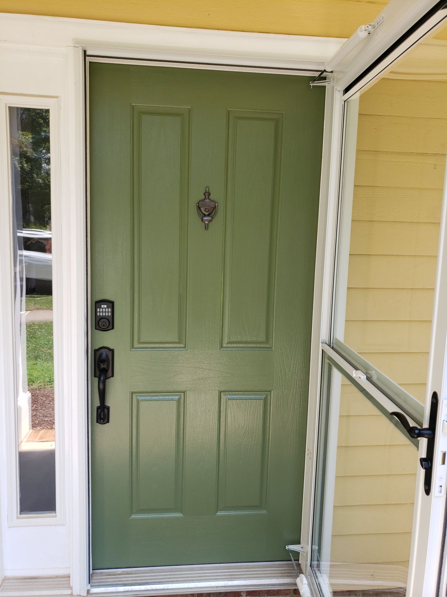 Door Refresh! Painting & New Screen Door
