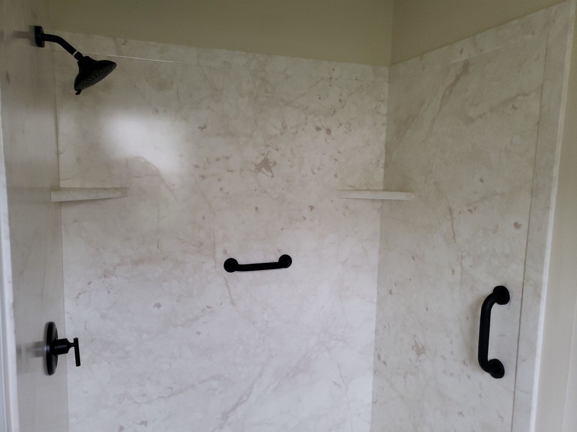 🚿 Budget-Friendly Bathroom Upgrade – No Grout, No Hassle!
