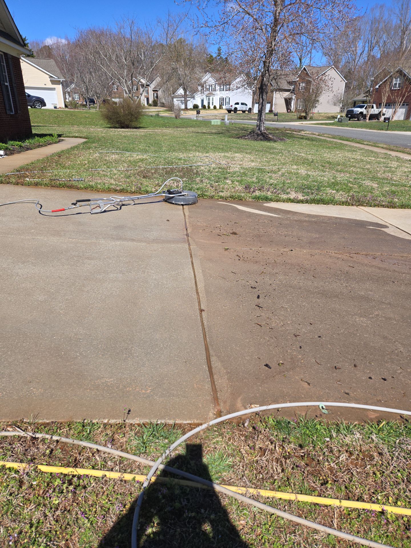 House Wash using cleaner