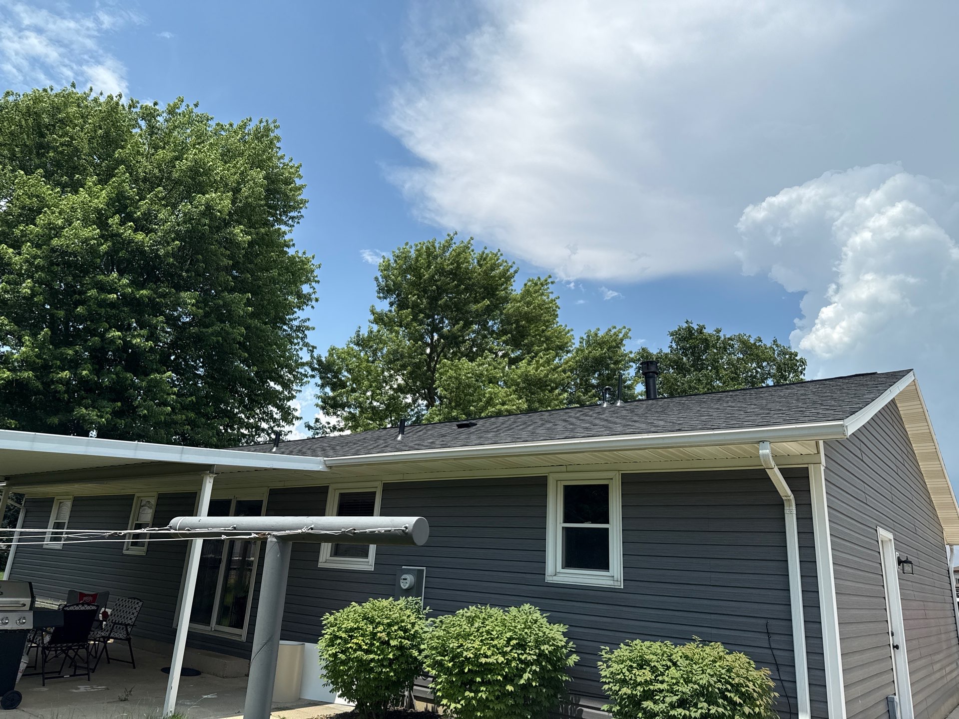 Residential Roofing Installation using GAF Timberline HDZ Charcoal