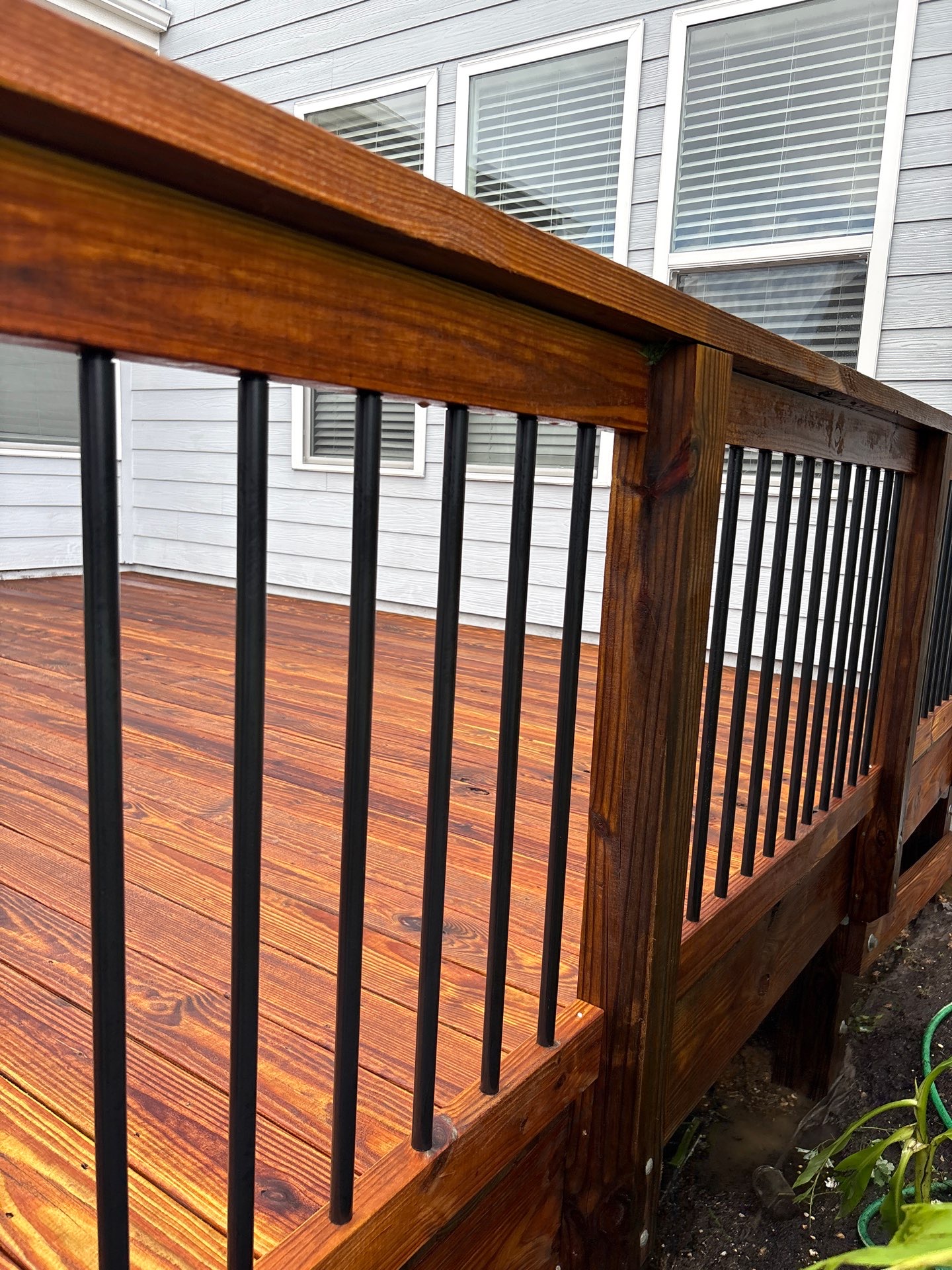 Wood Deck using Wood Sealant