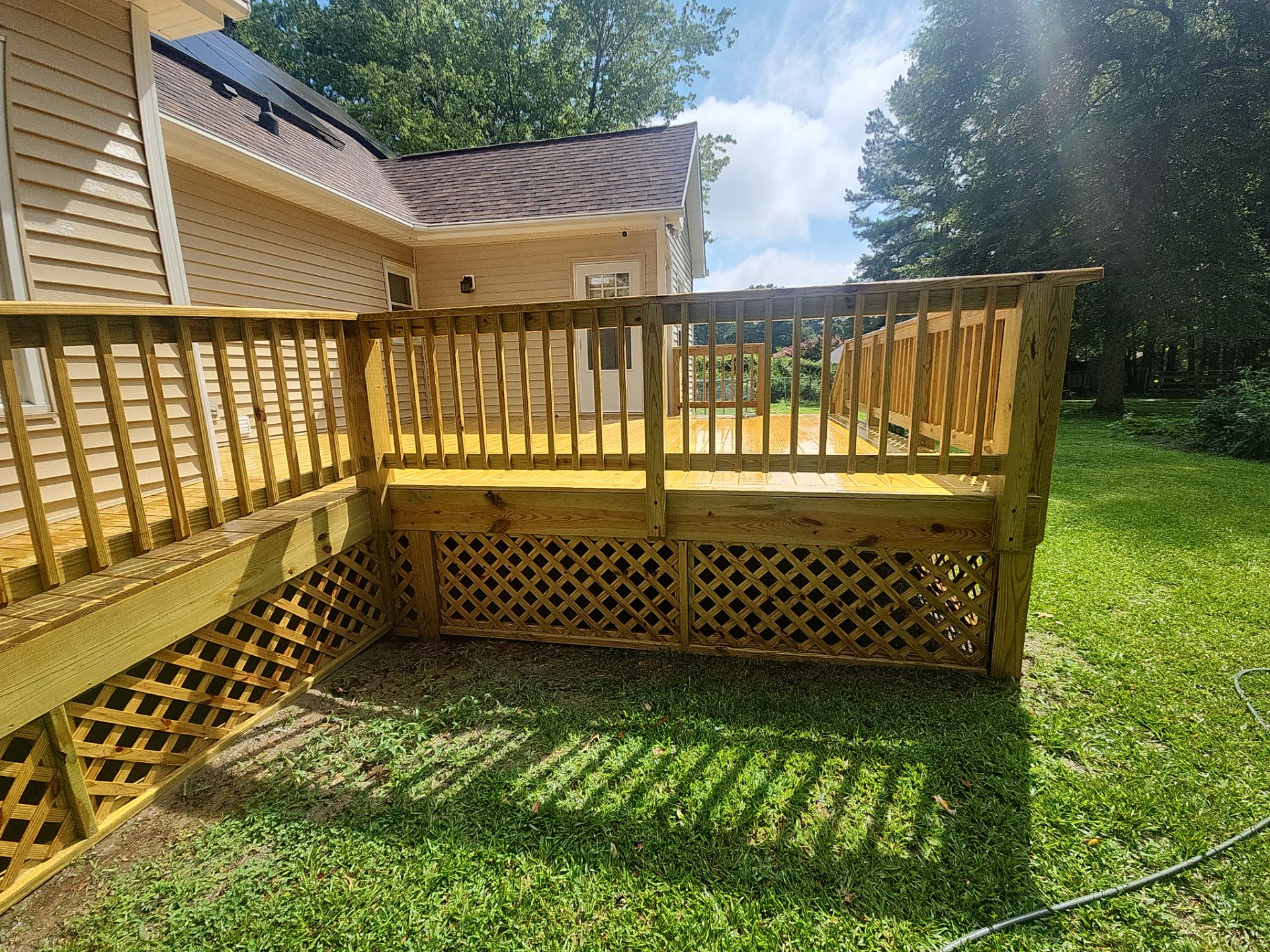 Wood Deck using Wood Sealant